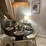 Apartament Au Coeur De Ste Max, La Terracota 4 Pers Avec Parking *