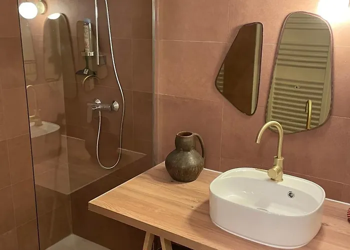 Au Coeur De Ste Max, La Terracota 4 Pers Avec Parking