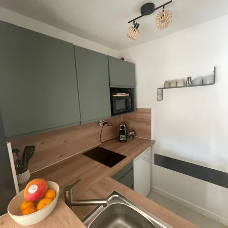 Au Coeur De Ste Max, La Terracota 4 Pers Avec Parking Apartmán *