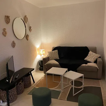 Apartmán Au Coeur De Ste Max, La Terracota 4 Pers Avec Parking Sainte-Maxime
