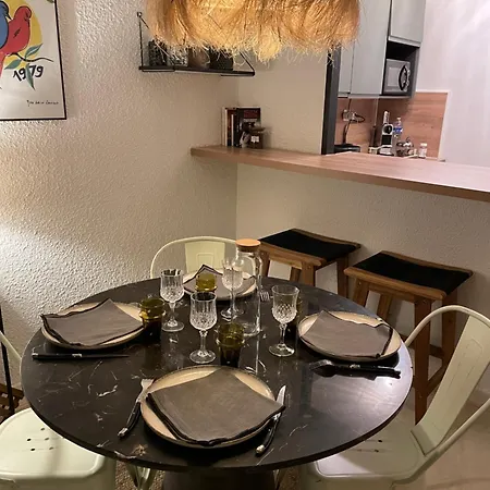 Apartmán Au Coeur De Ste Max, La Terracota 4 Pers Avec Parking *