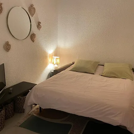 Au Coeur De Ste Max, La Terracota 4 Pers Avec Parking Apartmán