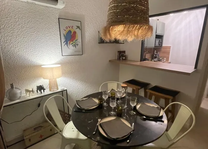 Au Coeur De Ste Max, La Terracota 4 Pers Avec Parking